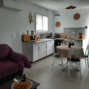Petite Hébergement de vacances Calamane