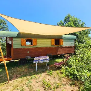 La Roulotte Du Coustal, Cajarc, Lot Tente de luxe Cajarc